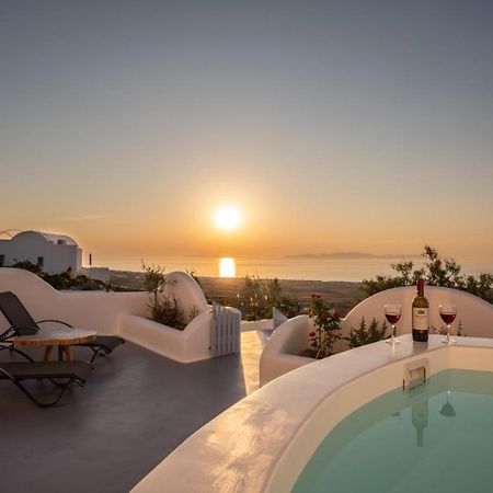 Sun Angelos Oia - Luxury Cave Suites Bagian luar foto