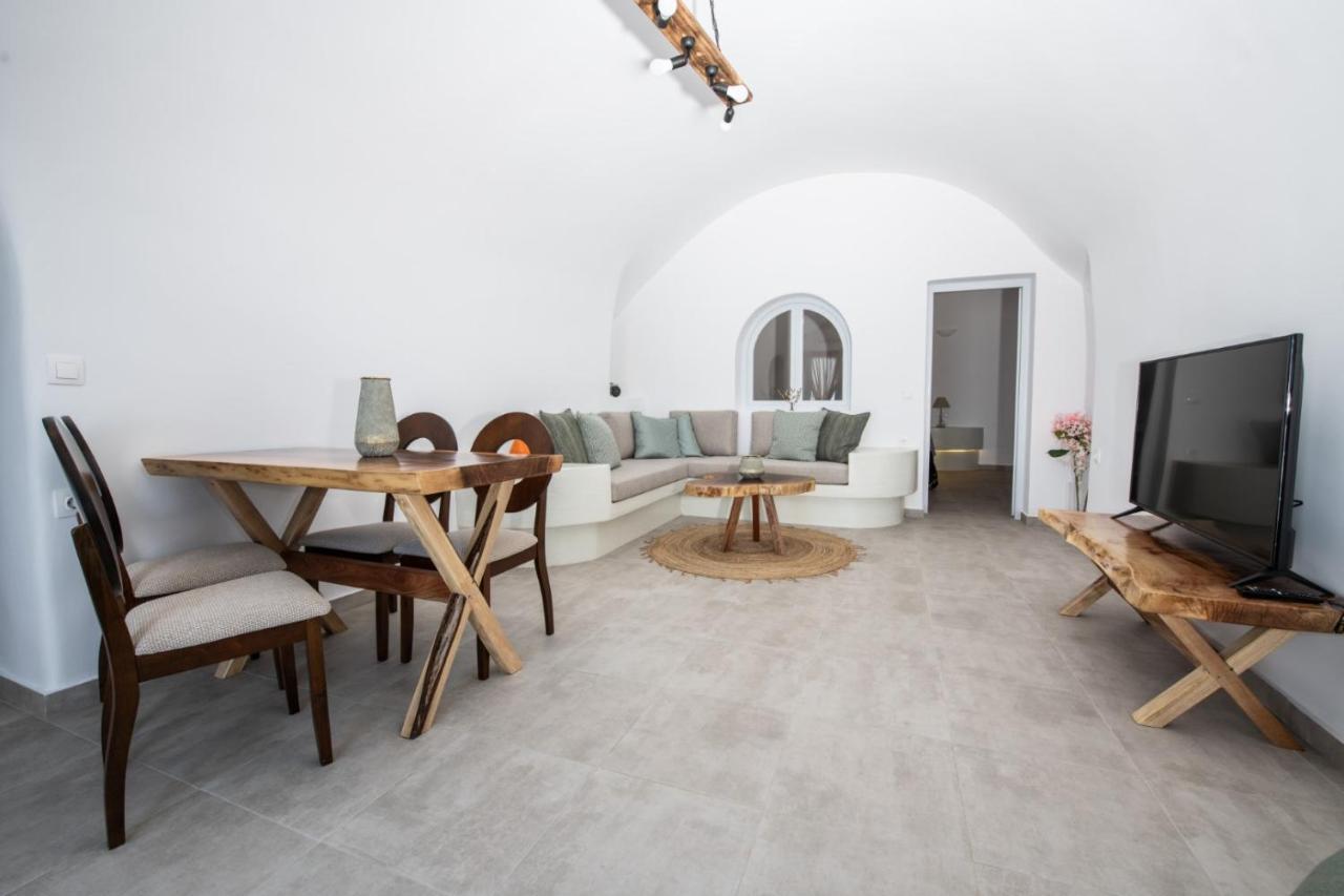 Sun Angelos Oia - Luxury Cave Suites Bagian luar foto