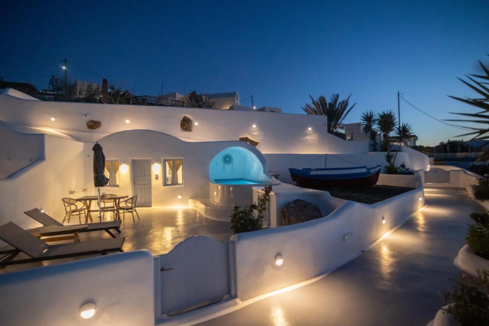 Sun Angelos Oia - Luxury Cave Suites Bagian luar foto